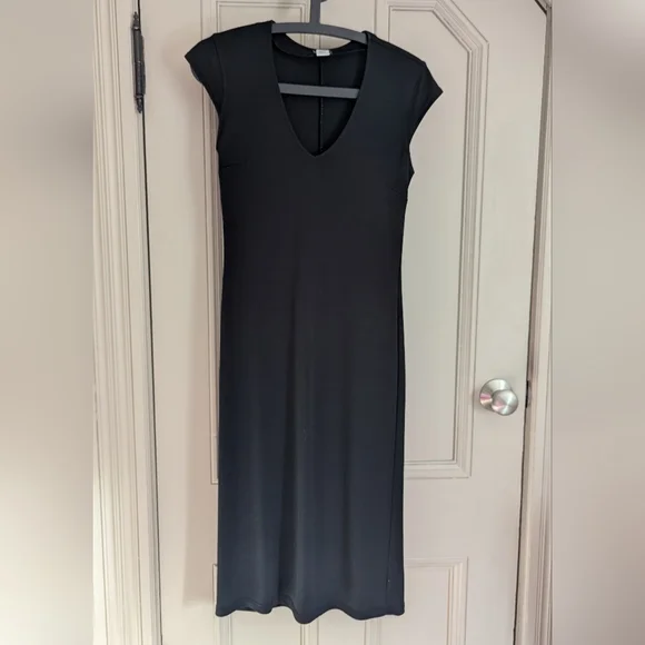 Gap Factory Black Sheath Maxi Dress with V-Neck Cap Sleeves - Picture 5 of 6